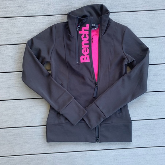 NWOT Bench Black Jacket with Pink Logo Women’s 6 Small - Picture 4 of 8